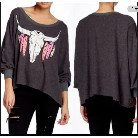 Wildfox Women's Outlaw Feather & Longhorn Oversized Pullover Sweater Size M Gray - Picture 1 of 8